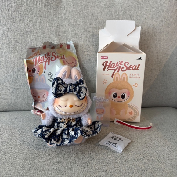 Authentic Pop Mart Labubu ZIZI The Monsters Have A Seat Plush - Picture 6 of 9